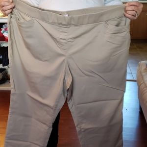 Sz 28 Women's khakis.